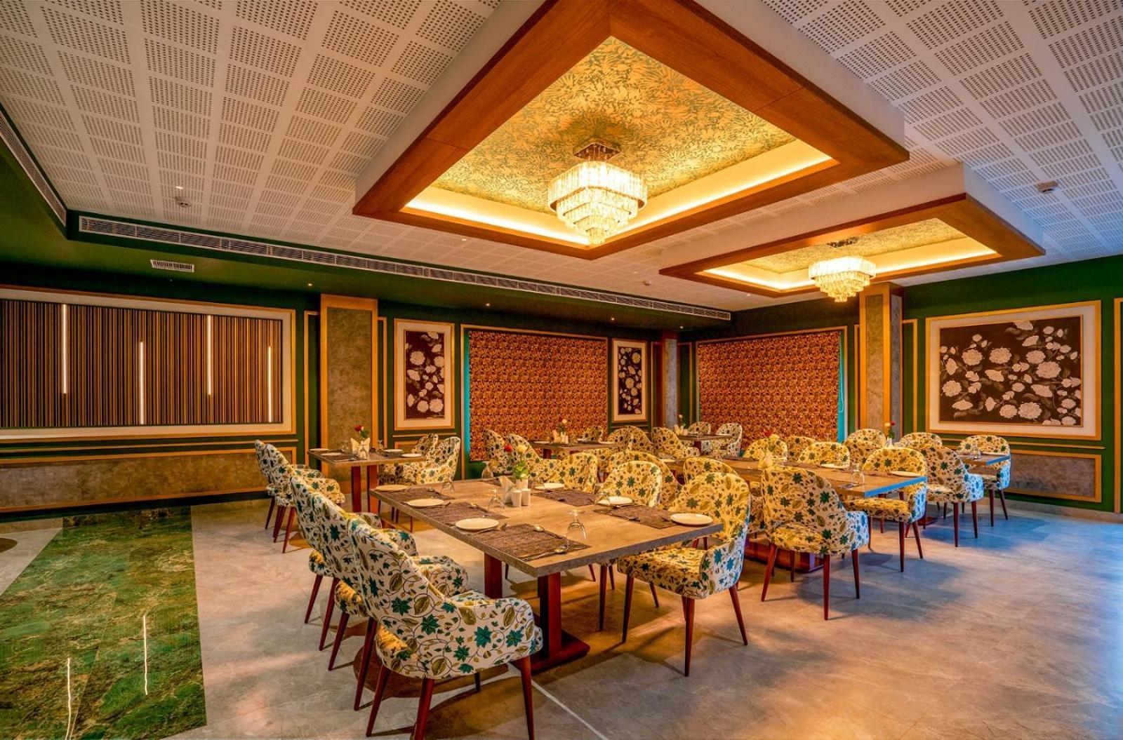Hotel Grand Avenue Pambadi Exterior foto